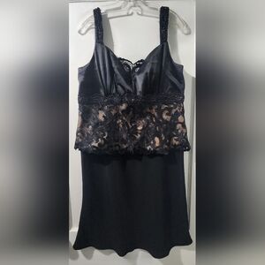 NWOT Elegant Black Lace Mini Dress size: 14P